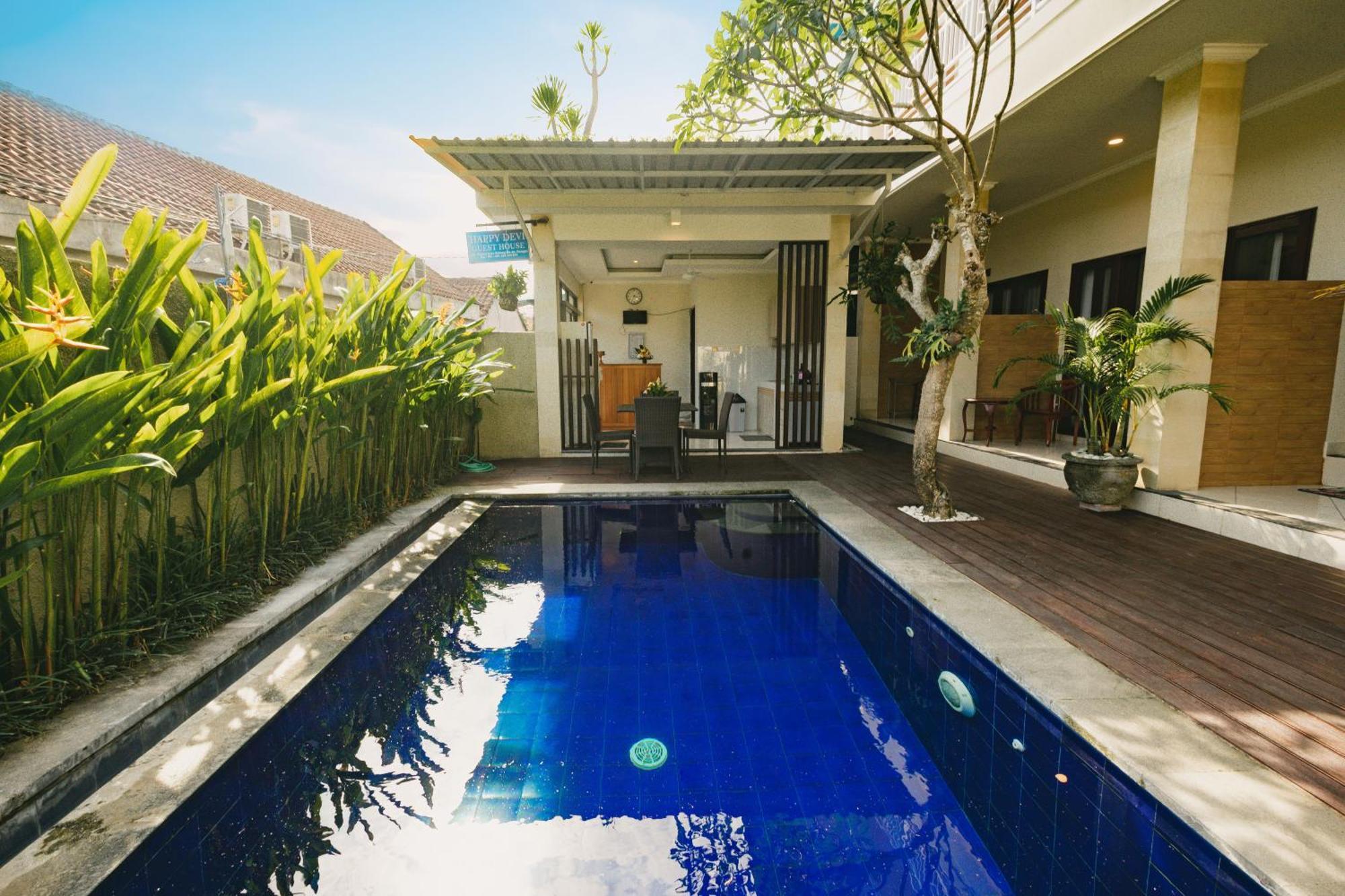 Happy Devi Guesthouse Canggu  Exterior photo