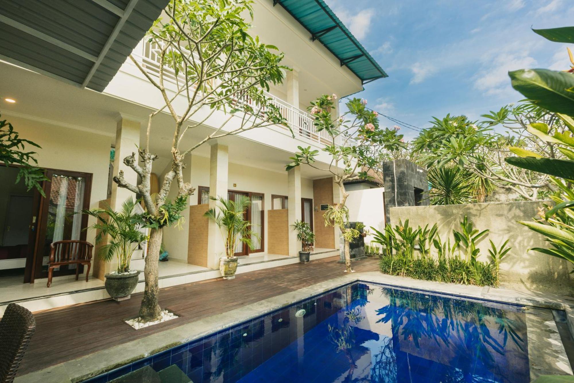 Happy Devi Guesthouse Canggu  Exterior photo